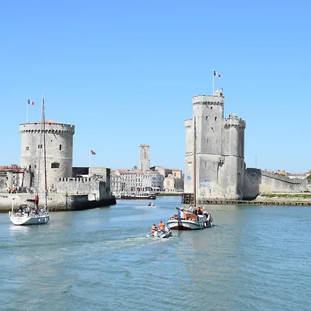 3 Bedroom Gorgeous In * Royan