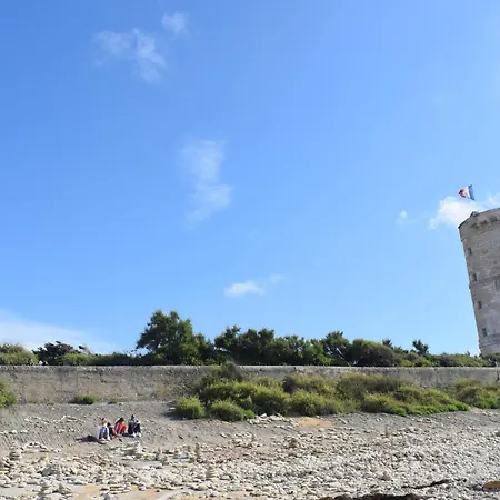Holiday home 3 Bedroom Gorgeous In Royan